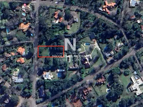 Terreno de 1.067 metros en venta en El Golf, Punta del Este. 