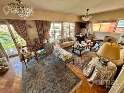 Marcelo T de Alvear  al 1100