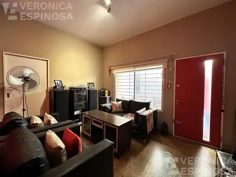 Casa 4 ambientes con 1 baño