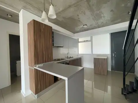 Departamento en Alquiler con 1 cocheras