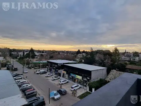 Departamento en Alquiler con 1 cocheras