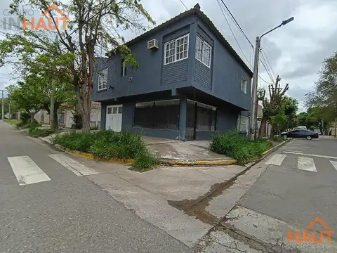 Duplex y dos departamentos en venta en neuquenu