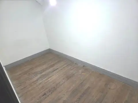 Depto Tipo Casa en Venta 80 años