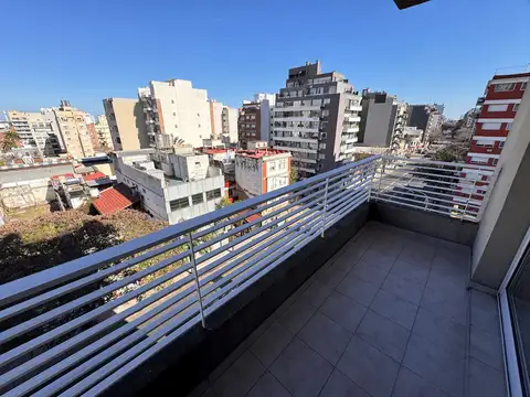 Departamento en Alquiler en Floresta, $ 560.000