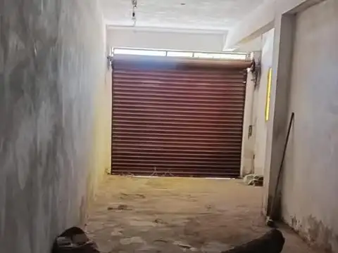 Casa en venta en Isidro Casanova