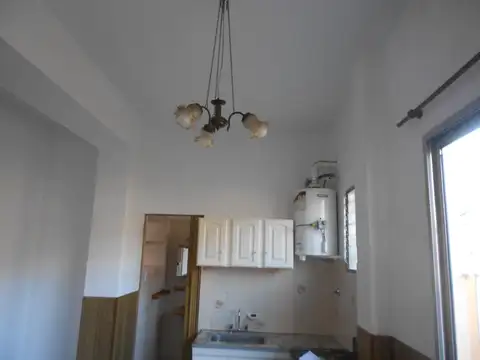 Depto Tipo Casa 2 ambientes con 1 baño