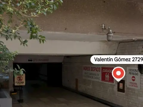 Valentin Gomez 2700, Piso 2S