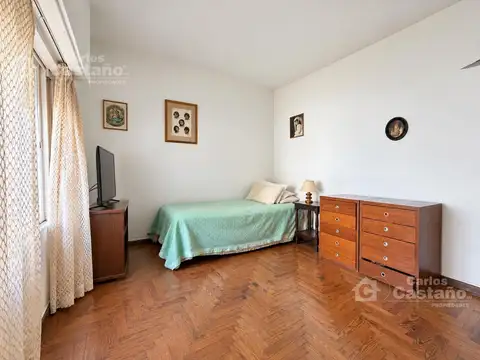 Depto Tipo Casa en Venta 60 años
