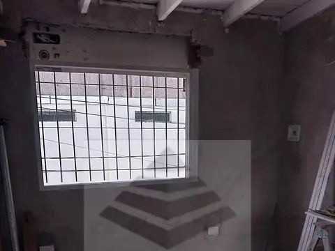 Depósito en Villa Lynch