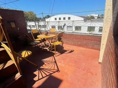 Depto Tipo Casa 3 ambientes con 1 baño