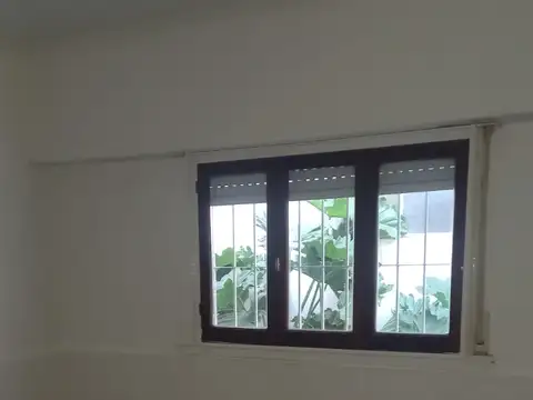 Depto Tipo Casa en Alquiler de 2 dormitorios
