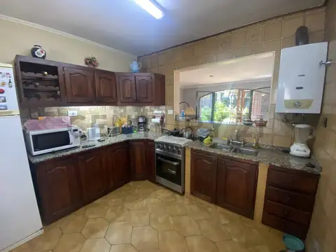 Gaboto 5200, Piso 0