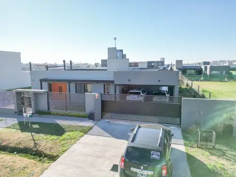 Casa 2 dormitorios en Don Mateo Etapa 3,