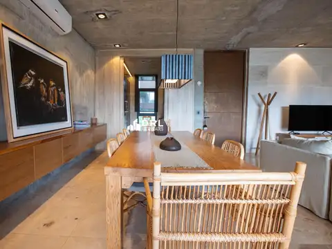 Casa en Alquiler en Campo de Vuelo, USD 3.000