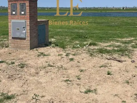 Terreno en Venta de 923,0 m2