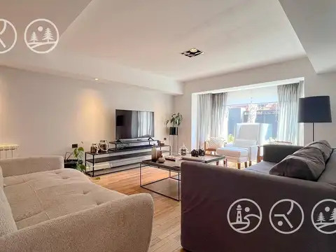 Casa 5 ambientes con 4 baños