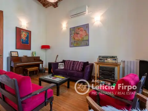 Depto Tipo Casa 6 ambientes con 2 baños