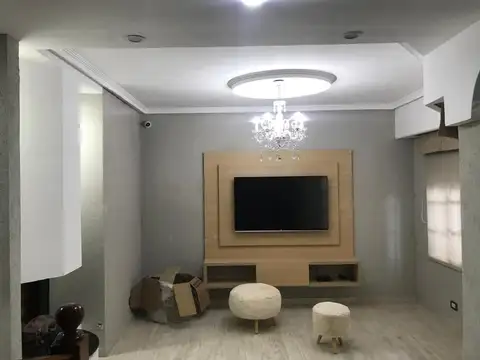 Casa en Venta en Villa Luzuriaga, USD 210.000