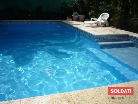San Nicolás al 400