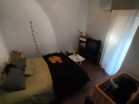 Depto Tipo Casa 6 ambientes con 2 baños