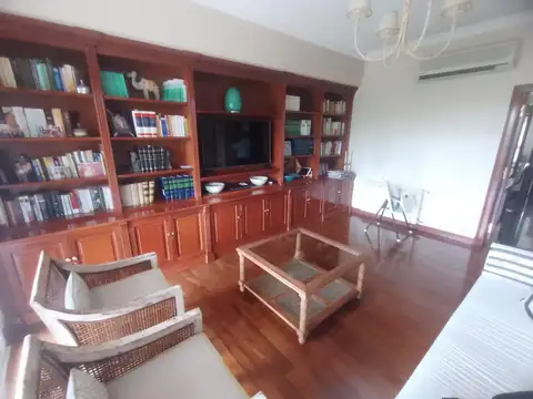 Departamento en Venta de 4 dormitorios
