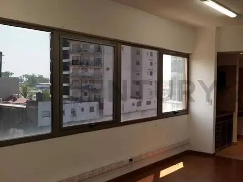 Oficina en Alquiler en Vicente Lopez Vias / Rio, $ 700.000