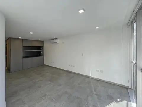 Oficina en Venta al Este