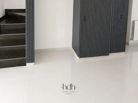 Casa 7 ambientes con 3 baños