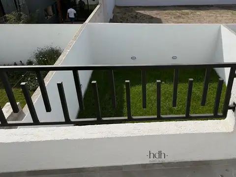 Casa 7 ambientes con 3 baños