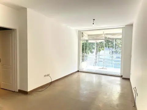 Departamento en Alquiler en Coghlan, USD 1.400