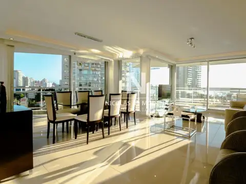 Apartamento en Mansa - Punta del Este en alquiler y venta.