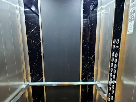 ALQUILER ESPECTACULAR OFICINA (PREMIUM) A ESTRENAR - EXCELENTE UBICACION