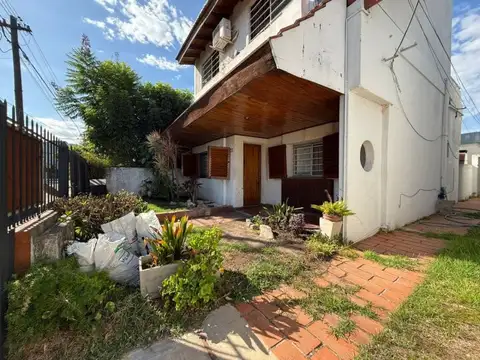VENTA PH 4 AMBIENTES COCHERA PATIO EN PADUA