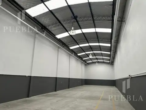 Galpón en alquiler en Pompeya - A estrenar