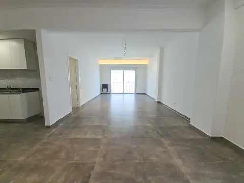 Departamento 3 amb. - Reciclado - Plaza Mitre - La Rioja y Av. Colon
