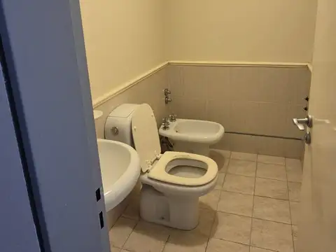 Departamento 4 ambientes con 3 baños