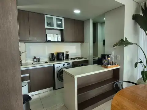Departamento 5 ambientes con 2 baños
