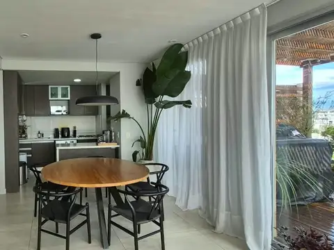 Departamento en Alquiler de 5 ambientes