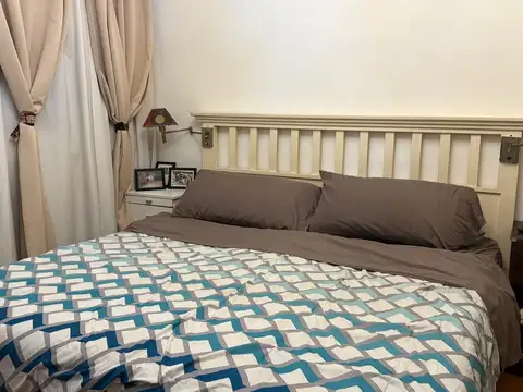 Casa en Alquiler con 1 cochera
