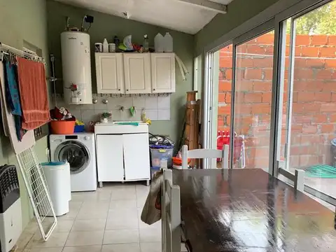 CASA-CENTRO PILAR-EXCELENTE UBICACION