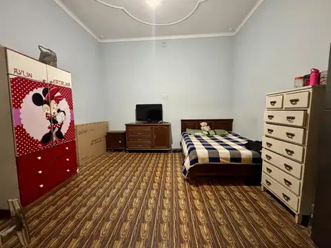 Casa 6 ambientes con 1 baño