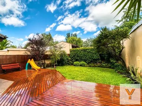 Casa 5 ambientes con 2 baños