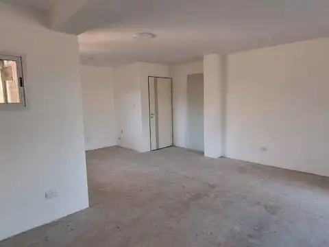 Local en Alquiler en Ingeniero Maschwitz, $ 900.000