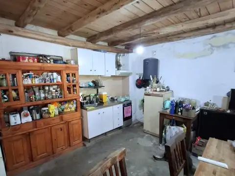 Casa 3 ambientes con 1 baño