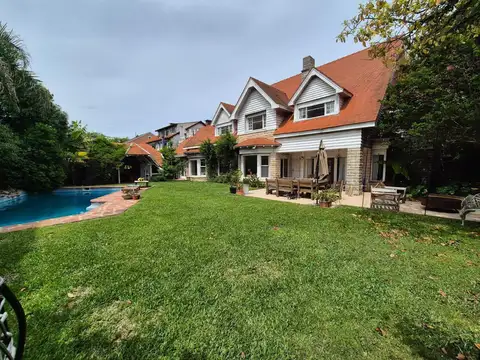 Casa en Venta al Este