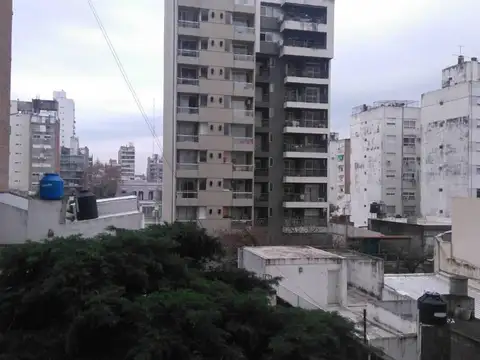 VENTA DPTO 1 DORMITORIO. Colón 1250