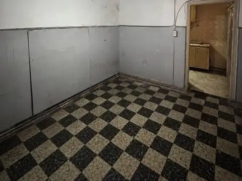 Local en Venta en Cinco Esquinas, USD 400.000