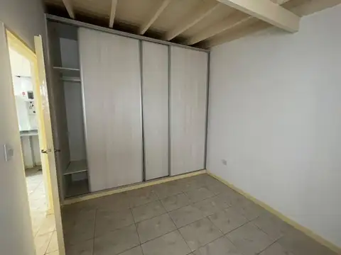 Depto Tipo Casa en Alquiler en Villa Lugano, $ 800.000