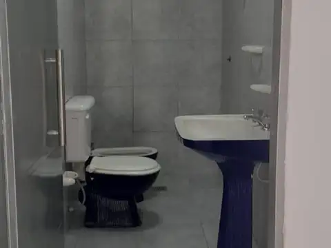 Local en Venta en Moderno, USD 195.000