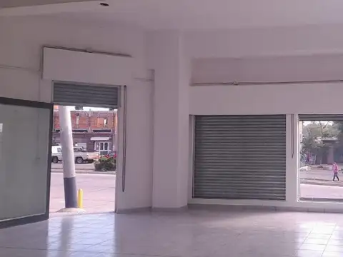 Local en Venta en Moderno, USD 195.000